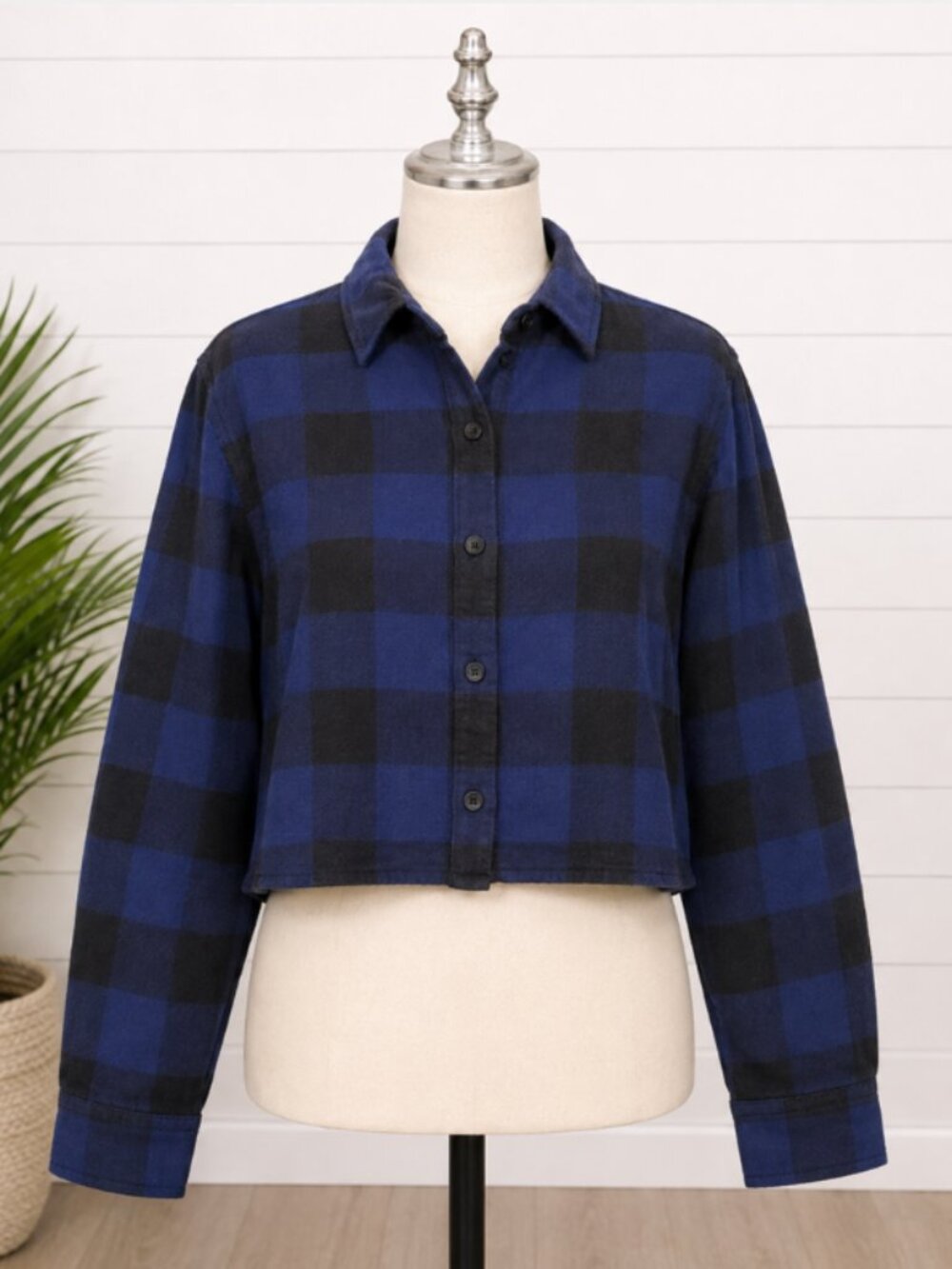 WILD FABLE Women's Buffalo Plaid Cropped Flannel Button Down Shirt NWT
